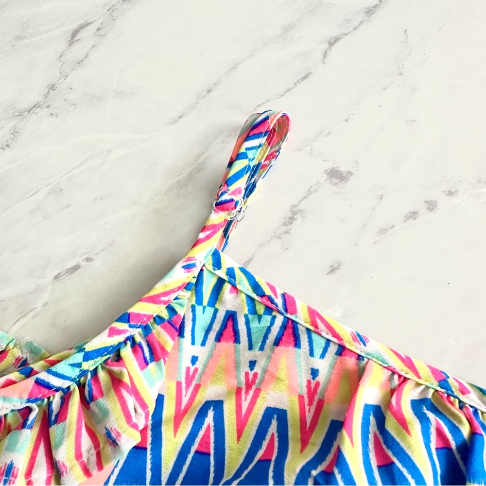 Colorful Geometric Romper Size XS - Picture 8 of 15